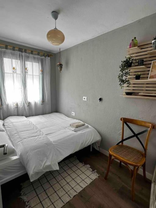 Location 3-floor With 6 Bedrooms